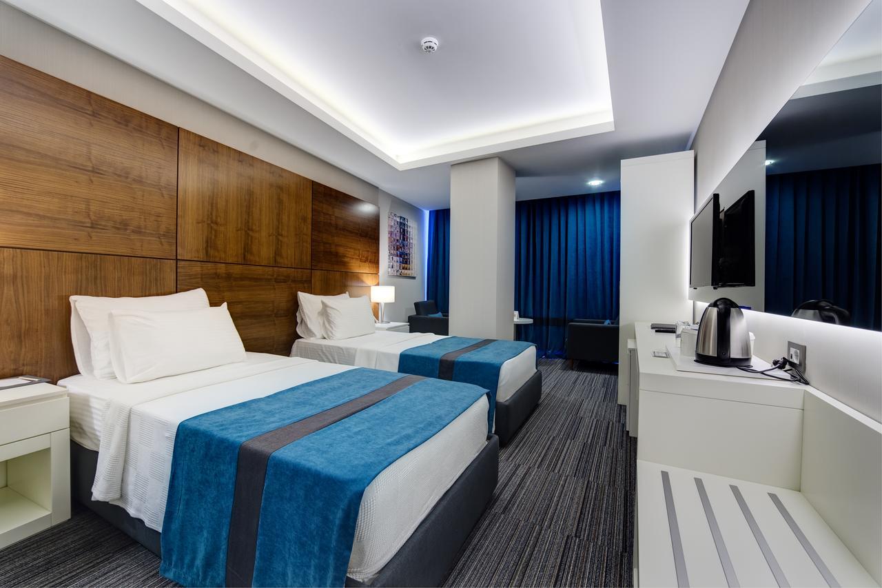The Menord Hotel Mersin  Exterior photo